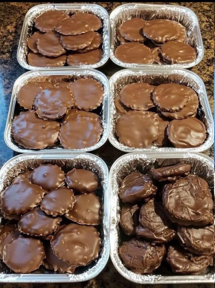 Doce caseiro de tartaruga com nozes-pecã e caramelo