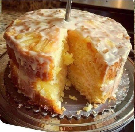 Bolo de Suco de Abacaxi