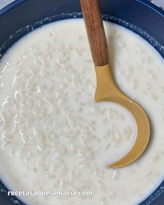 Pudim de arroz cremoso da vovó, receita caseira tradicional