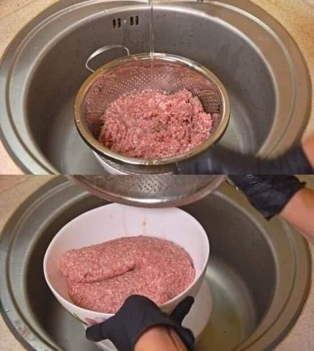 É necessário lavar a carne moída antes de cozinhar?