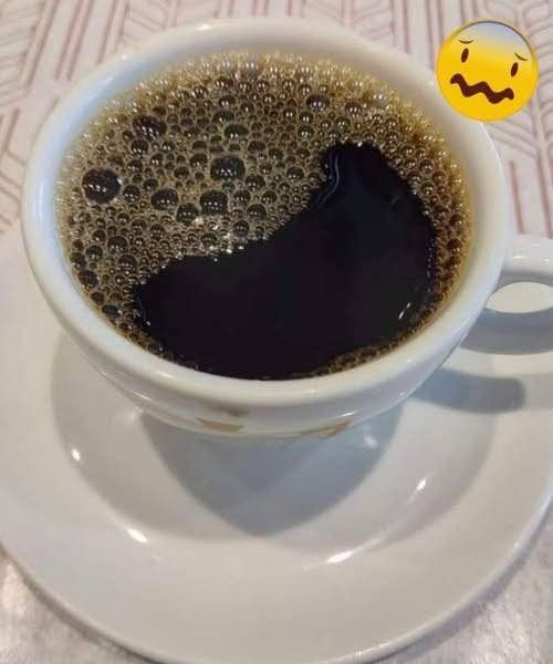 Médicos revelan que tomar café cada mañana provoca… Ver 1er comentario 👇