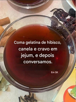 Geleia de hibisco com cravo