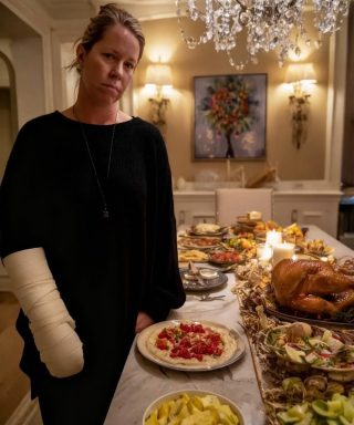 Mi marido me obligó a organizar su fiesta de cumpleaños a pesar de que me había roto el brazo.