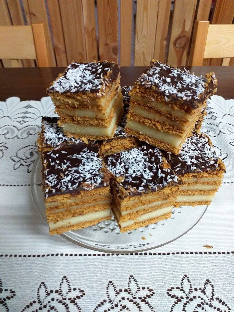 Bolo de mel com sêmola 🍯 – um bolo clássico, caseiro, cheio de sabor e memórias!