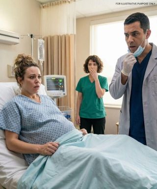 Após o divórcio, escondi o filho dele… até o dia do nascimento, quando o médico baixou a máscara e me deixou sem palavras…